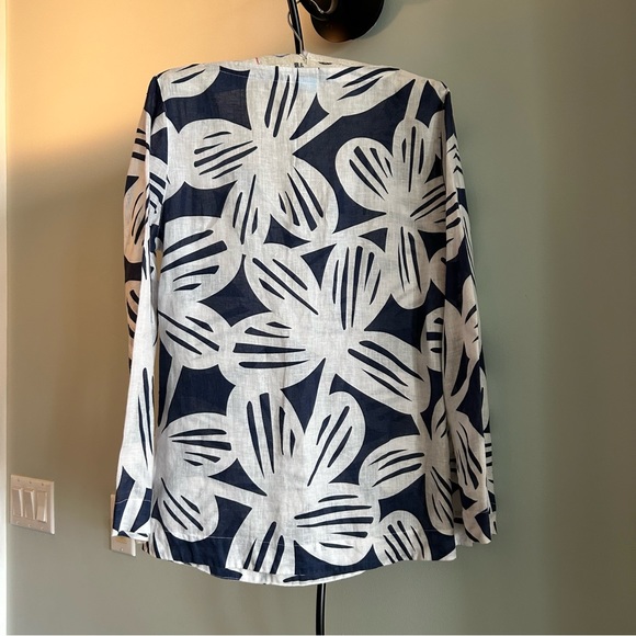 ISLAND COMPANY
PULLOVER LINEN TUNIC - Picture 6 of 9